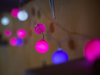 Guirlande LED intérieure nomade USB 30 balles tons de rose 3,5m