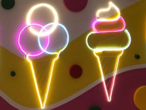 Gelato - Décor lumineux extérieur H120 cm, Néon Flex LED rose & blanc chaud