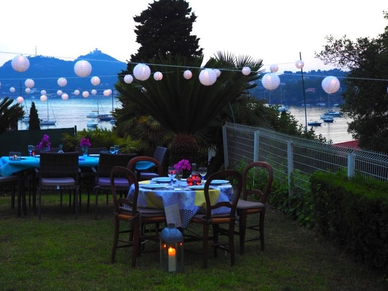 Guirlande LED lumineuse raccordable 100 lanternes 30m